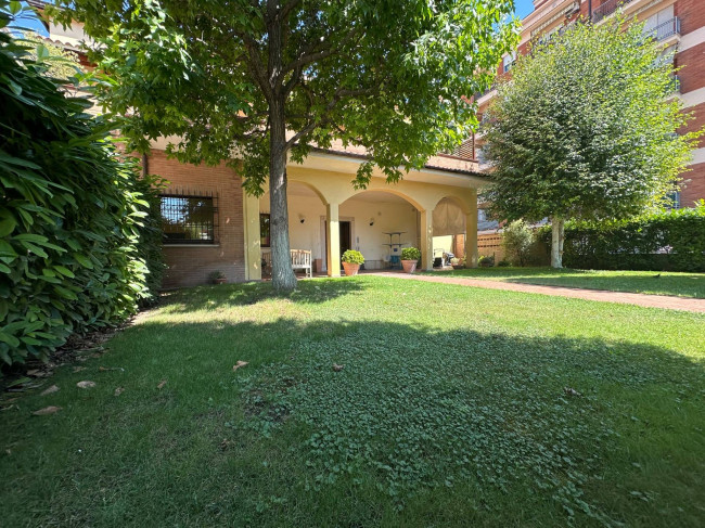 Villa in vendita a Teramo