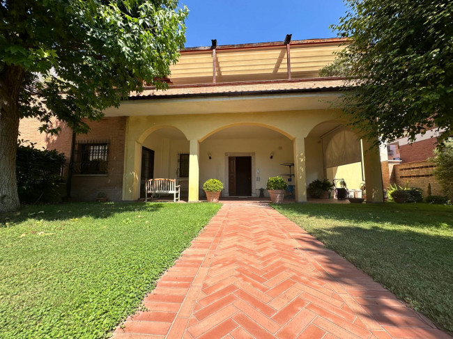 Villa in vendita a Teramo