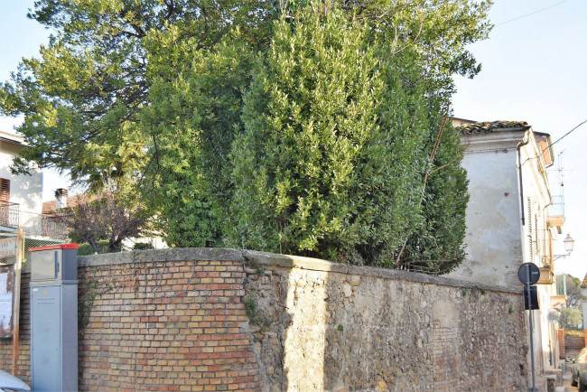 Rustico in vendita a Teramo