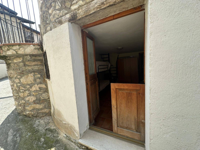 Casa singola in vendita a Isola del Gran Sasso d'Italia