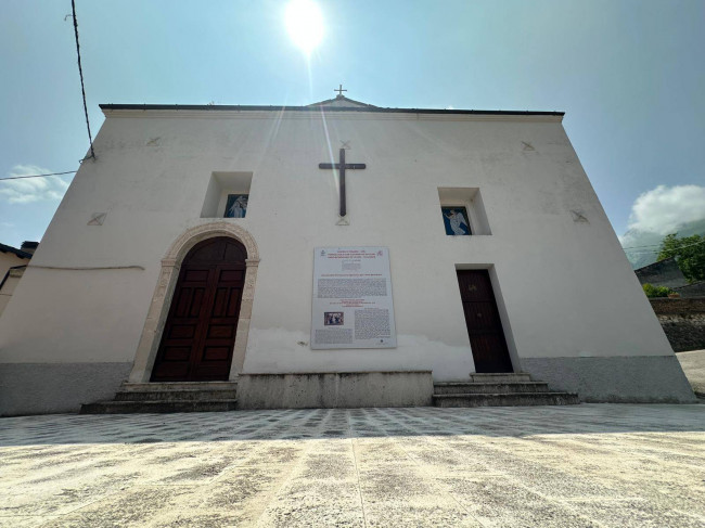 Casa singola in vendita a Isola del Gran Sasso d'Italia