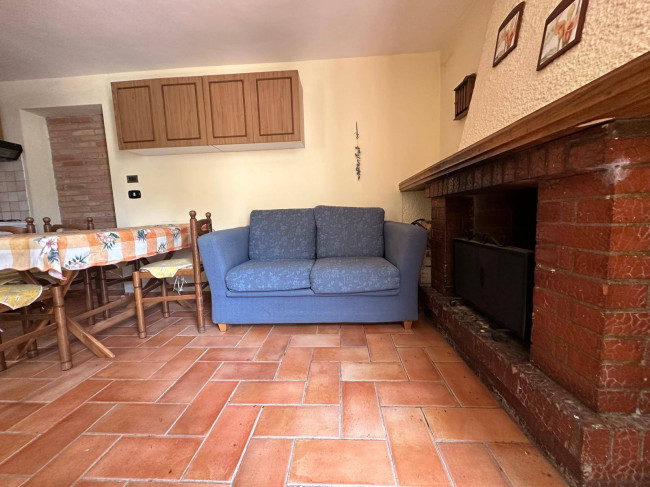 Casa singola in vendita a Isola del Gran Sasso d'Italia