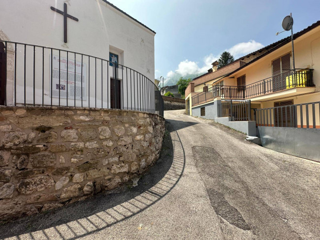 Casa singola in vendita a Isola del Gran Sasso d'Italia