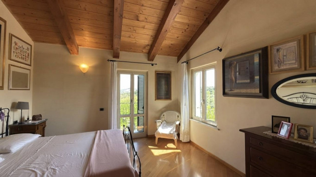 Villa in vendita a Mosciano Sant'Angelo