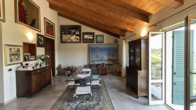 Villa in vendita a Mosciano Sant'Angelo