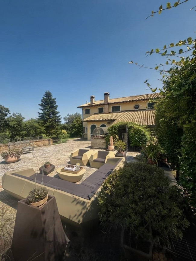 Villa in vendita a Mosciano Sant'Angelo