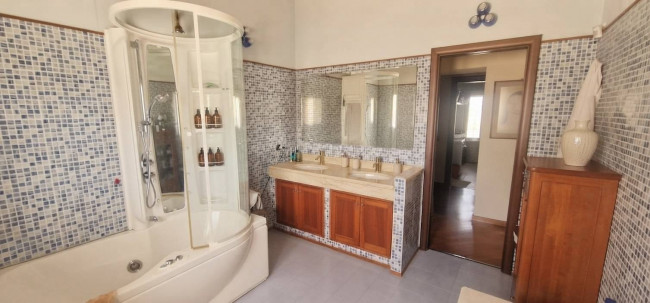 Villa in vendita a Mosciano Sant'Angelo