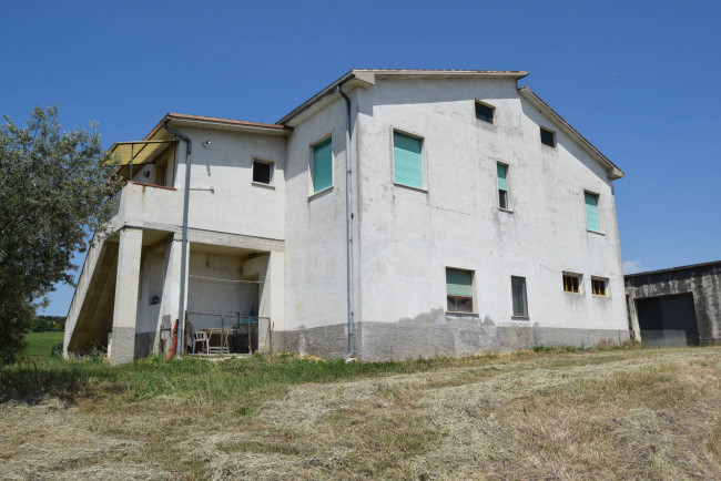 Rustico in vendita a Bellante
