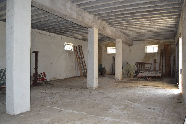 Rustico in vendita a Bellante