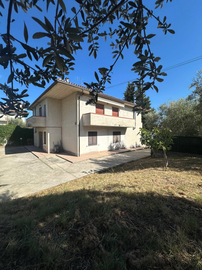 Villa in vendita a Bellante