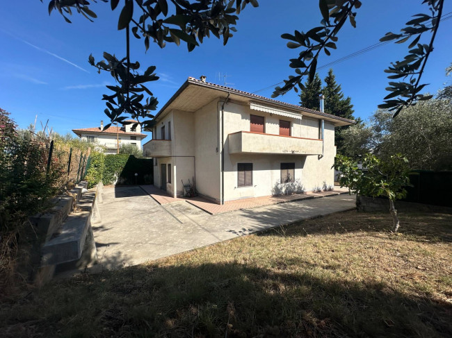 Villa in vendita a Bellante