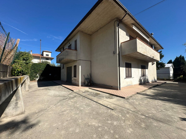 Villa in vendita a Bellante
