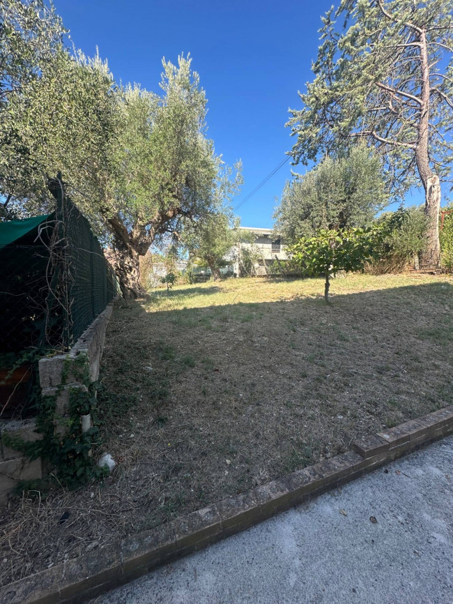 Villa in vendita a Bellante