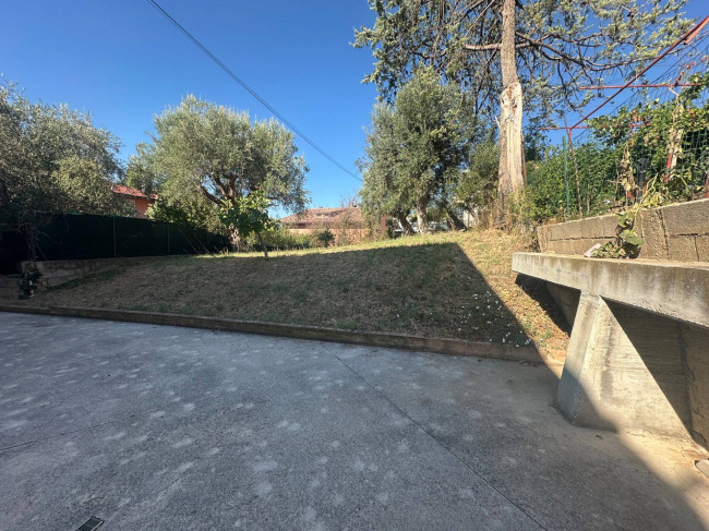 Villa in vendita a Bellante