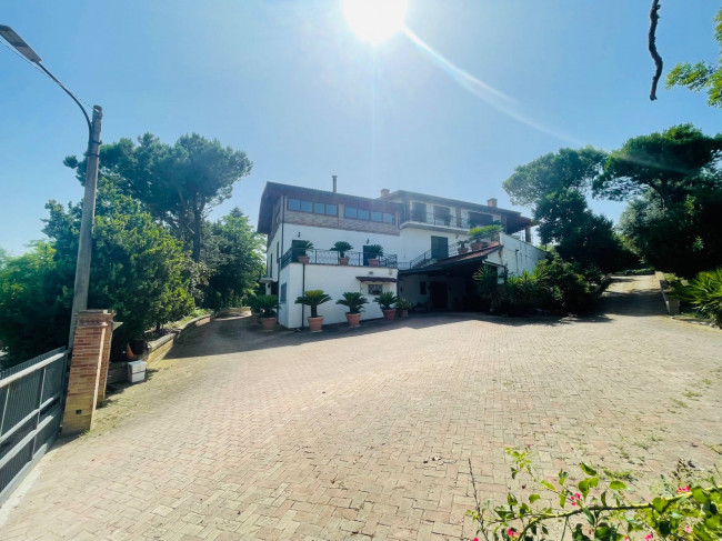 Villa in vendita a Campli