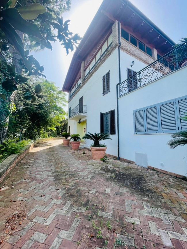 Villa in vendita a Campli