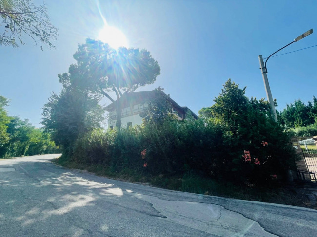 Villa in vendita a Campli