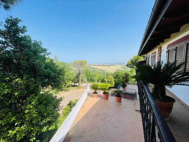 Villa in vendita a Campli