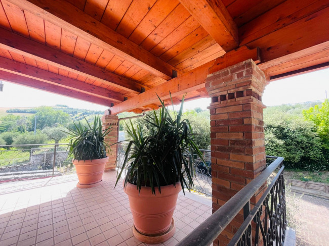 Villa in vendita a Campli
