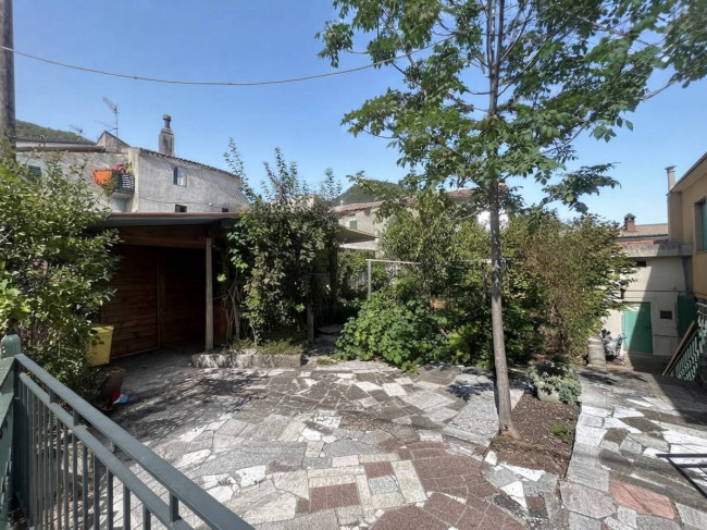 Casa singola in vendita a Campli