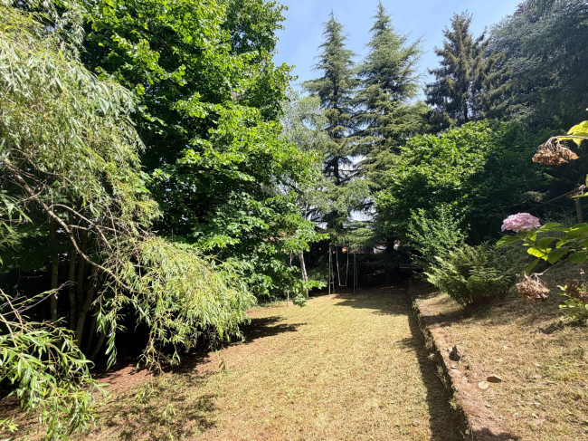 Villa in vendita a Selvino