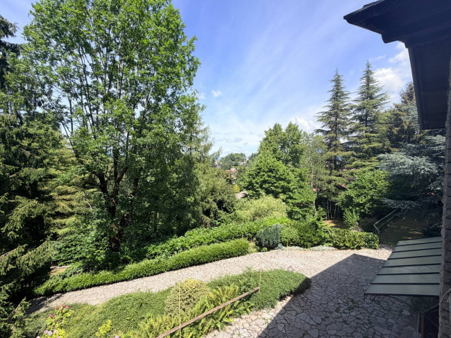 Villa in vendita a Selvino