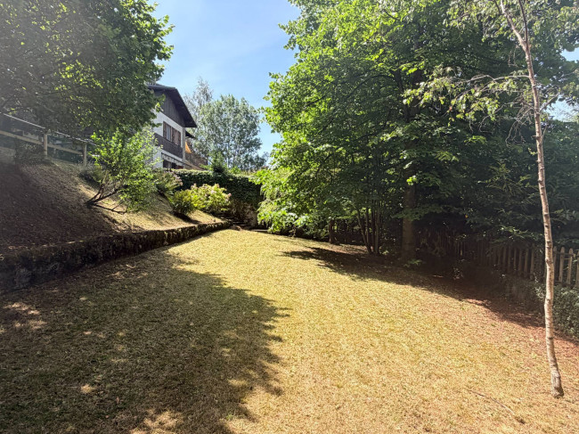 Villa in vendita a Selvino