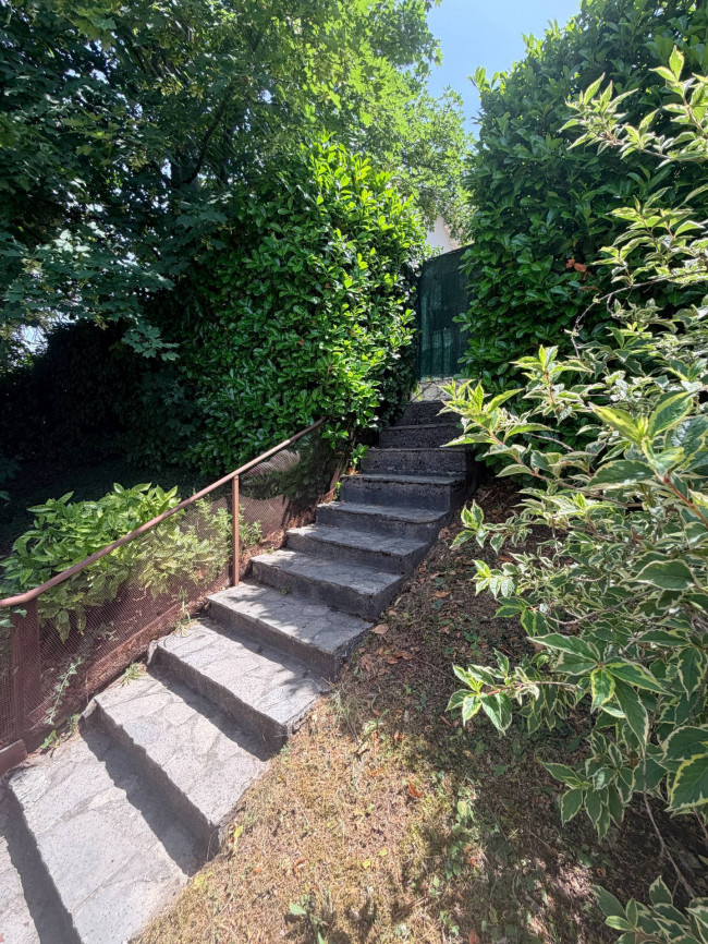 Villa in vendita a Selvino