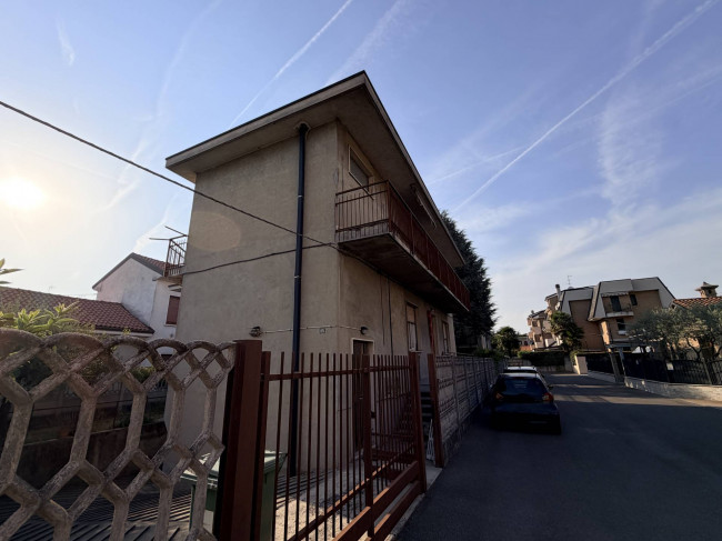 Villa in vendita a Desio