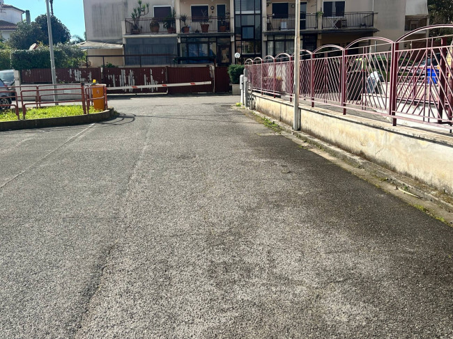 Posto auto scoperto in vendita a Terracina