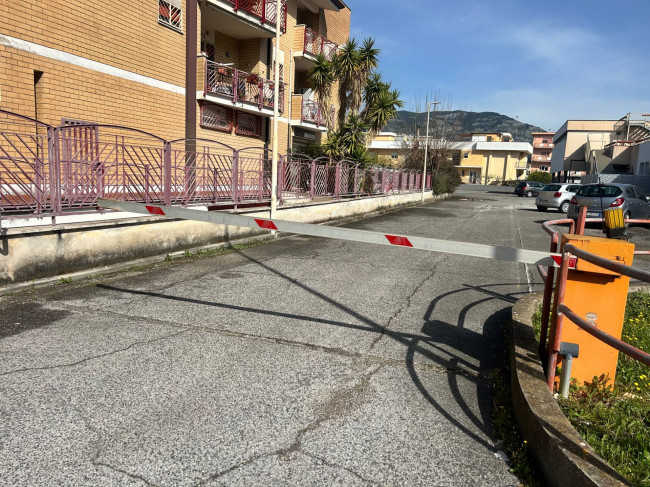 Posto auto scoperto in vendita a Terracina