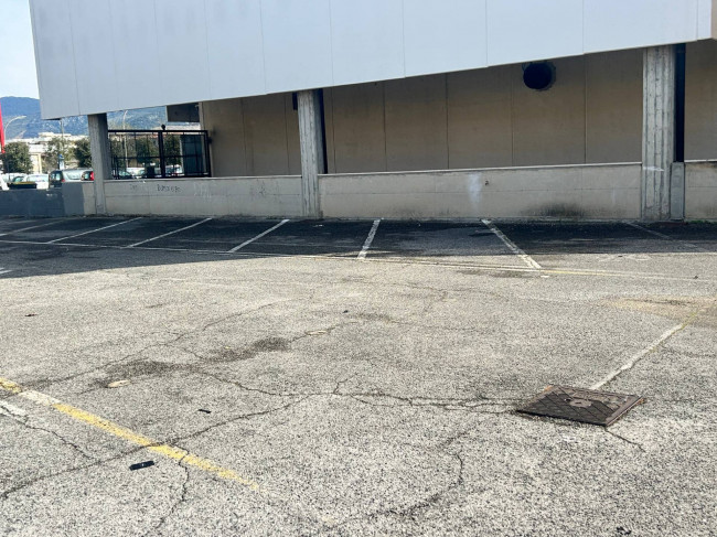 Posto auto scoperto in vendita a Terracina
