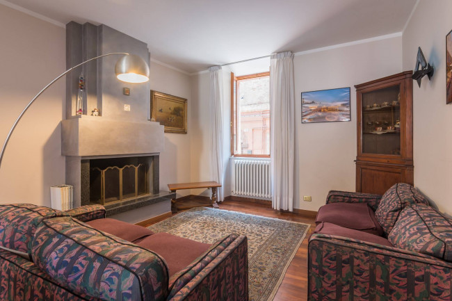 Casa cielo-terra in Vendita a Macerata