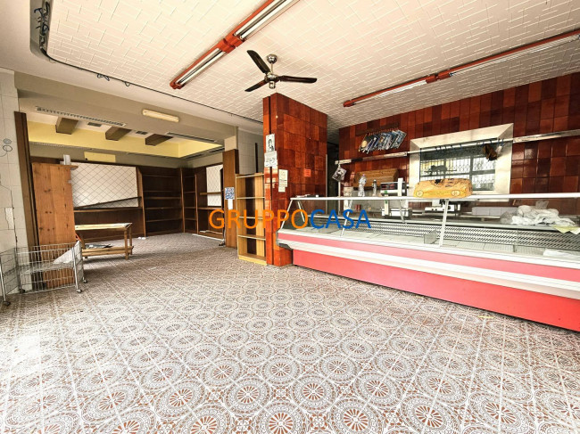 Locale commerciale in Vendita a Fucecchio