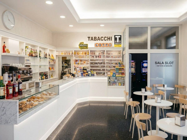 Attività commerciale in Vendita a Altopascio