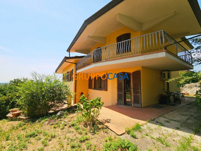 Villa singola in Vendita a Uzzano