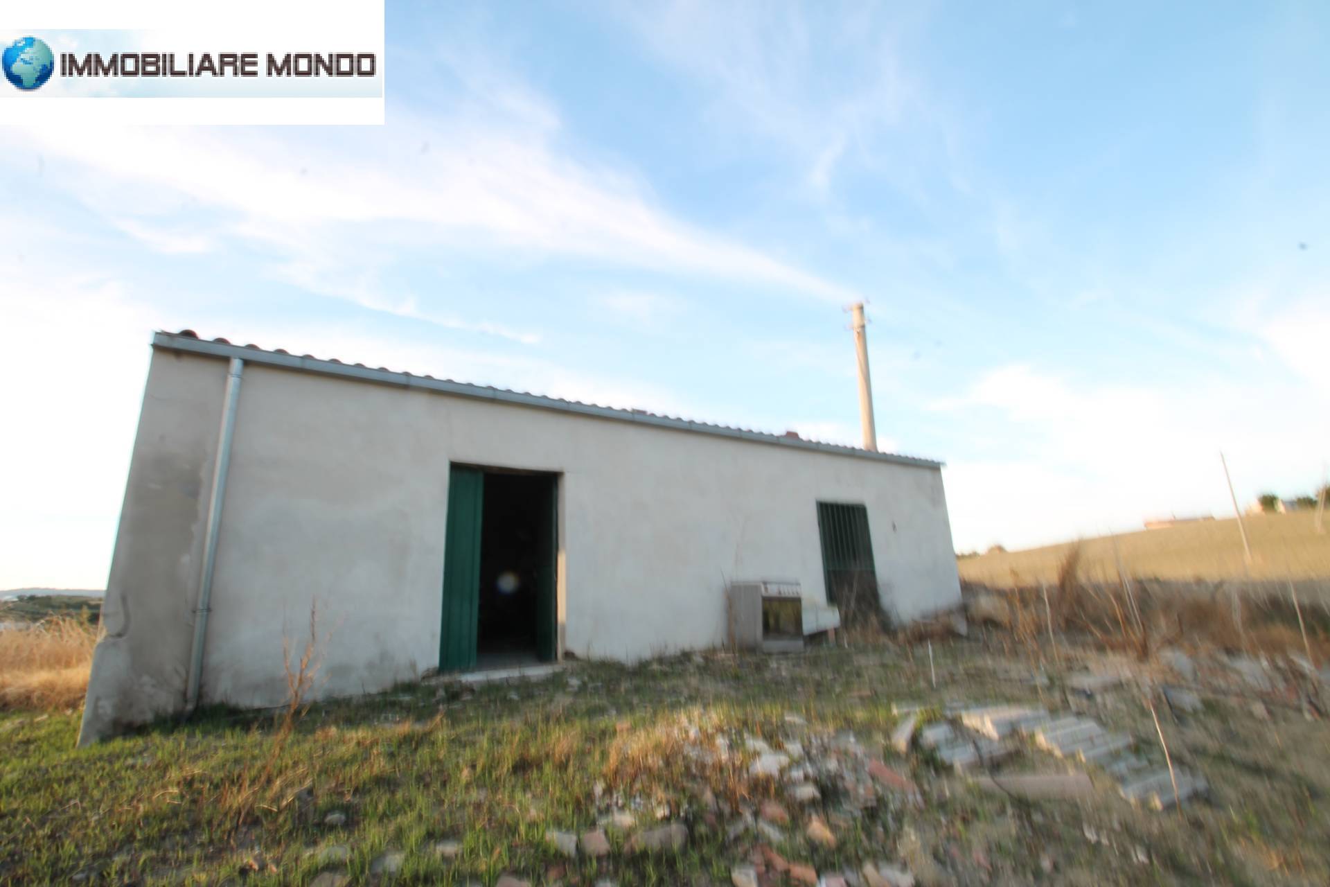 Rustico - Cascina MONTENERO DI BISACCIA vendita    Immobiliare Mondo