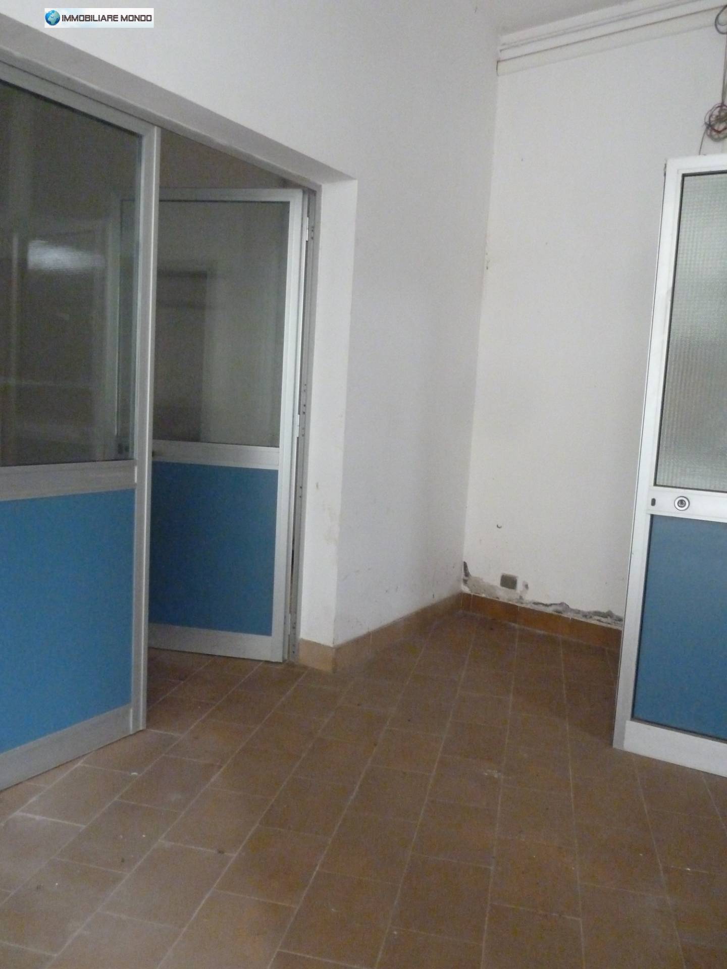 Magazzino in vendita a Termoli (CB)