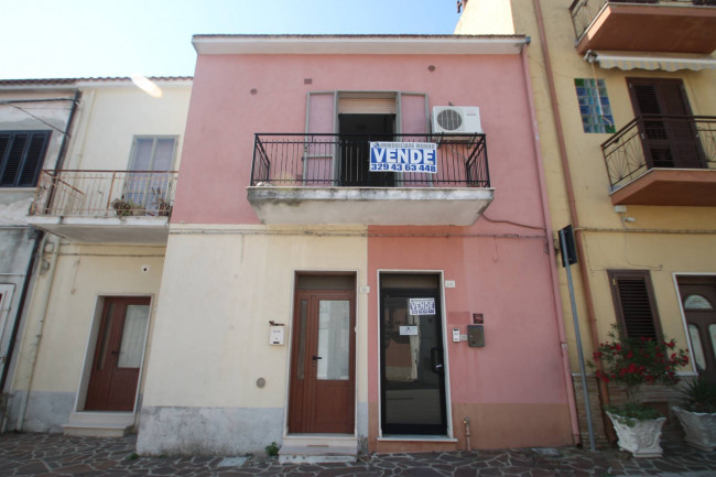 Casa singola a Ururi