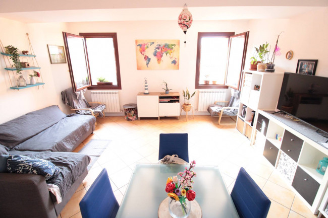 ( 1 Camera ) BILOCALE o MONOLOCALE in affitto a Cento