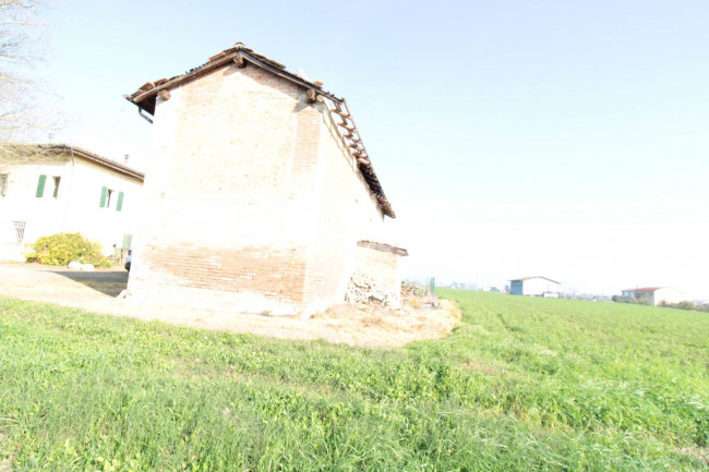 Casa indipendente in vendita a Cento (FE)