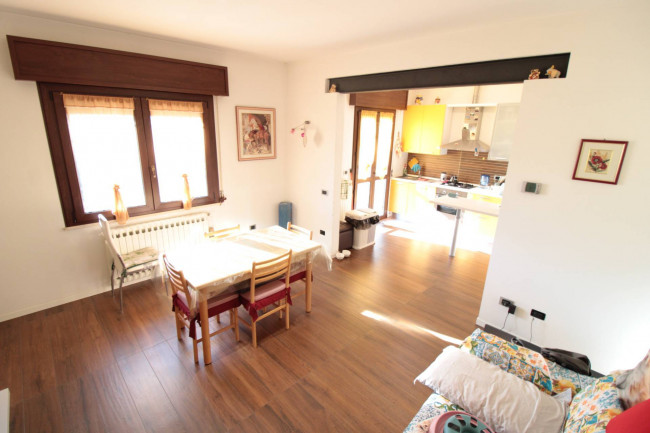 ( VILLETTA ) - PORZIONI di CASA con GIARDINO in vendita a Cento