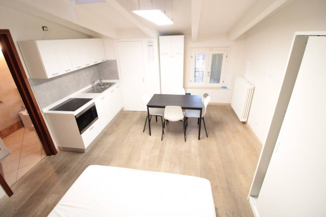 ( 1 Camera ) BILOCALE o MONOLOCALE in affitto a Cento