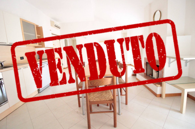 ( 2 Camere ) APPARTAMENTO in vendita a Cento