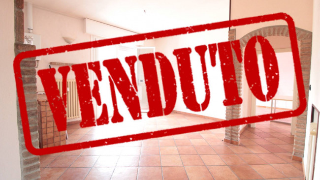 ( 3 Camere ) APPARTAMENTO GRANDE in vendita a Cento