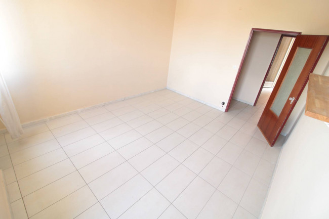 ( 3 Camere ) APPARTAMENTO GRANDE in vendita a Cento