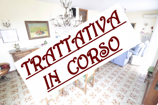 ( 3 Camere ) APPARTAMENTO GRANDE in vendita a Cento