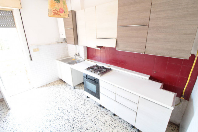 ( 3 Camere ) APPARTAMENTO GRANDE in vendita a Cento