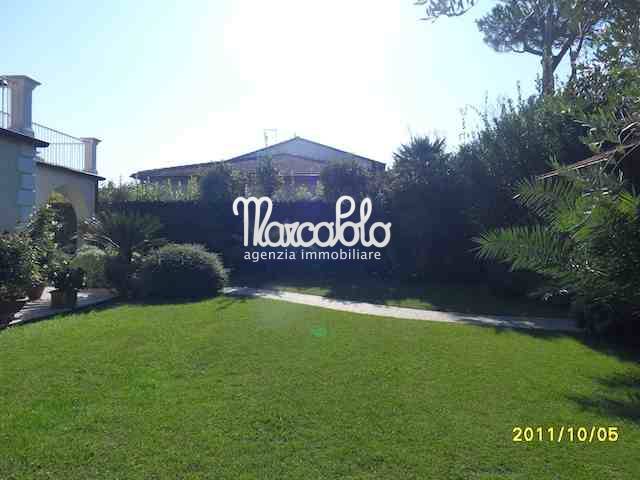 Villa FORTE DEI MARMI affitto    Agenzia Immobiliare Marco Polo