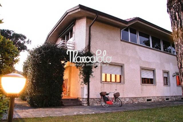  forte dei marmi affitto quart: centro agenzia immobiliare marco polo